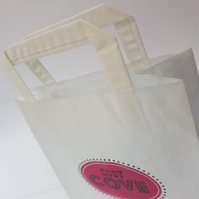 Cosy Cove - Kraft Bags with Flat Tape Handles