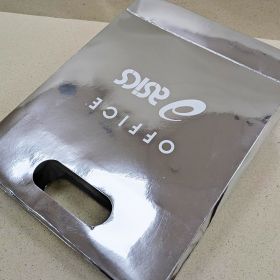 Office Asics die-cut handle