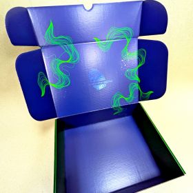 Spot UV on corrugated box