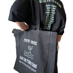 Transfer printed T-shirt and bag Leavers 2026